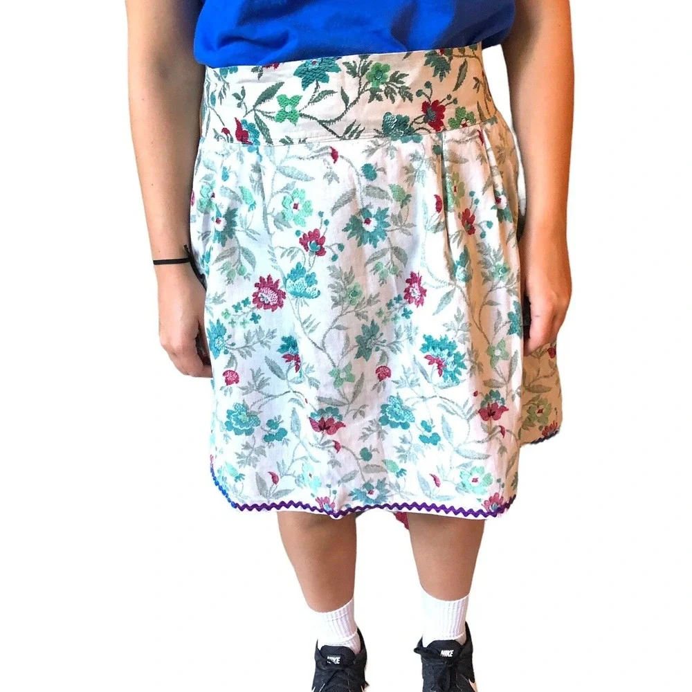 Vintage Floral Print Half Apron Tie Back Rick Rack Granny Chic 40's 50's Pocket